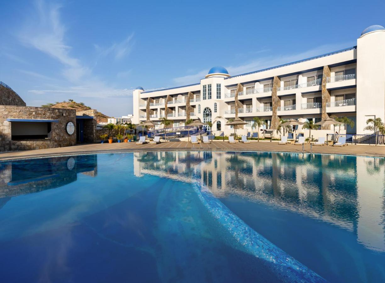 Ramee Royal Resort & Spa - Ουνταϊπούρ Εξωτερικό φωτογραφία