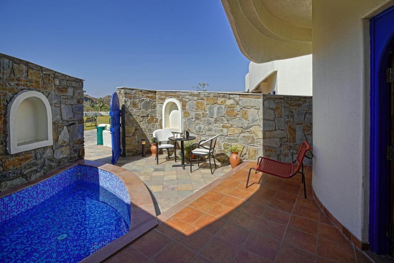 Ramee Royal Resort & Spa - Ουνταϊπούρ Εξωτερικό φωτογραφία
