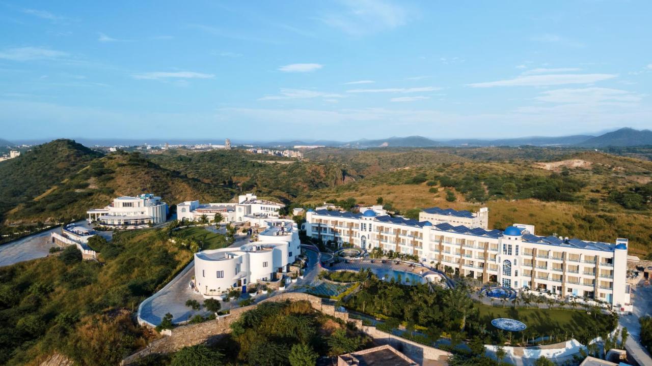 Ramee Royal Resort & Spa - Ουνταϊπούρ Εξωτερικό φωτογραφία